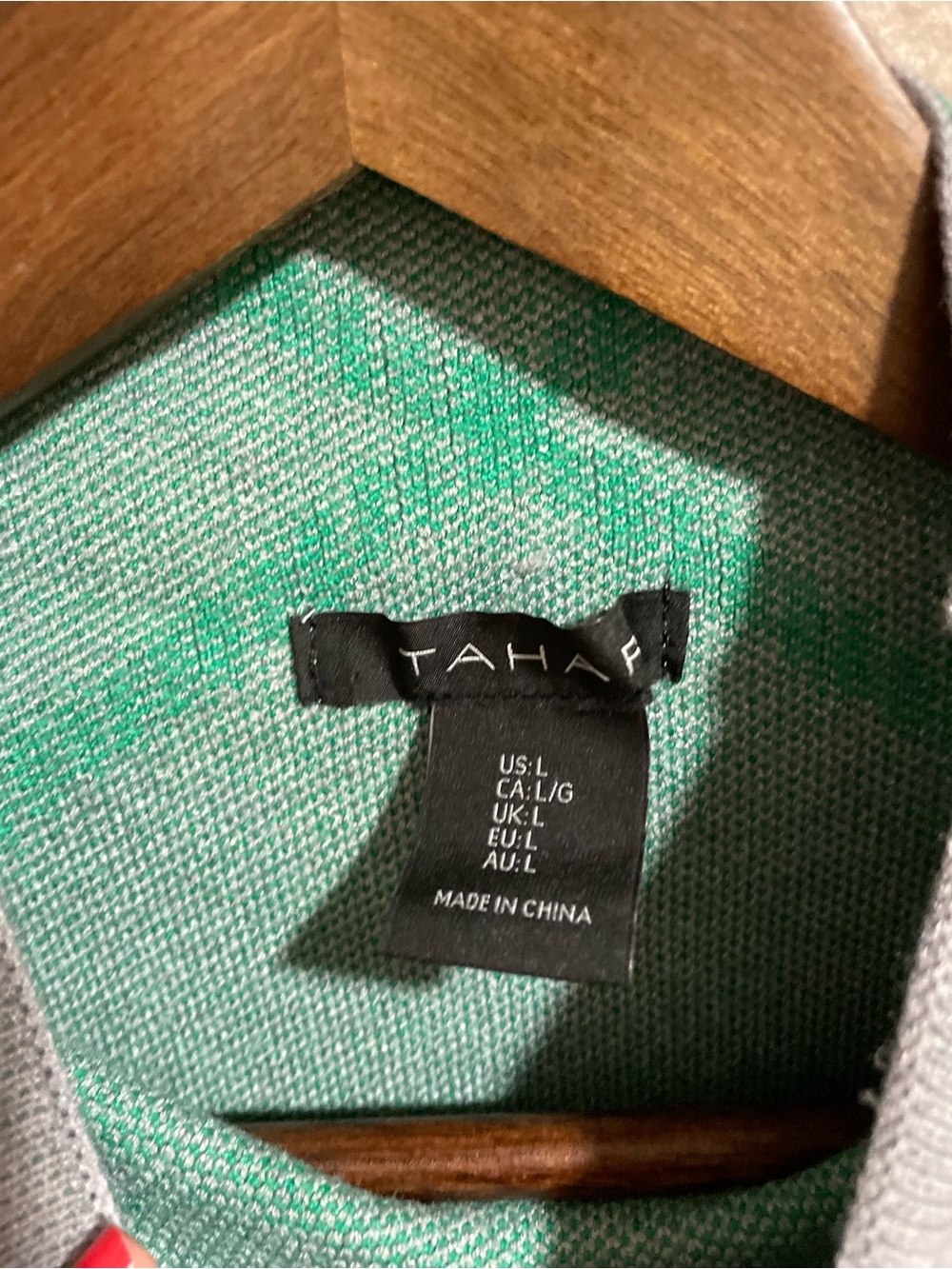 Tahari Gray Sweater with Green Argyle Pattern - Picture 5 of 6
